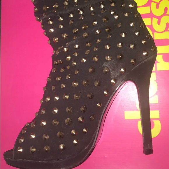 Booties - Picture 2 of 3